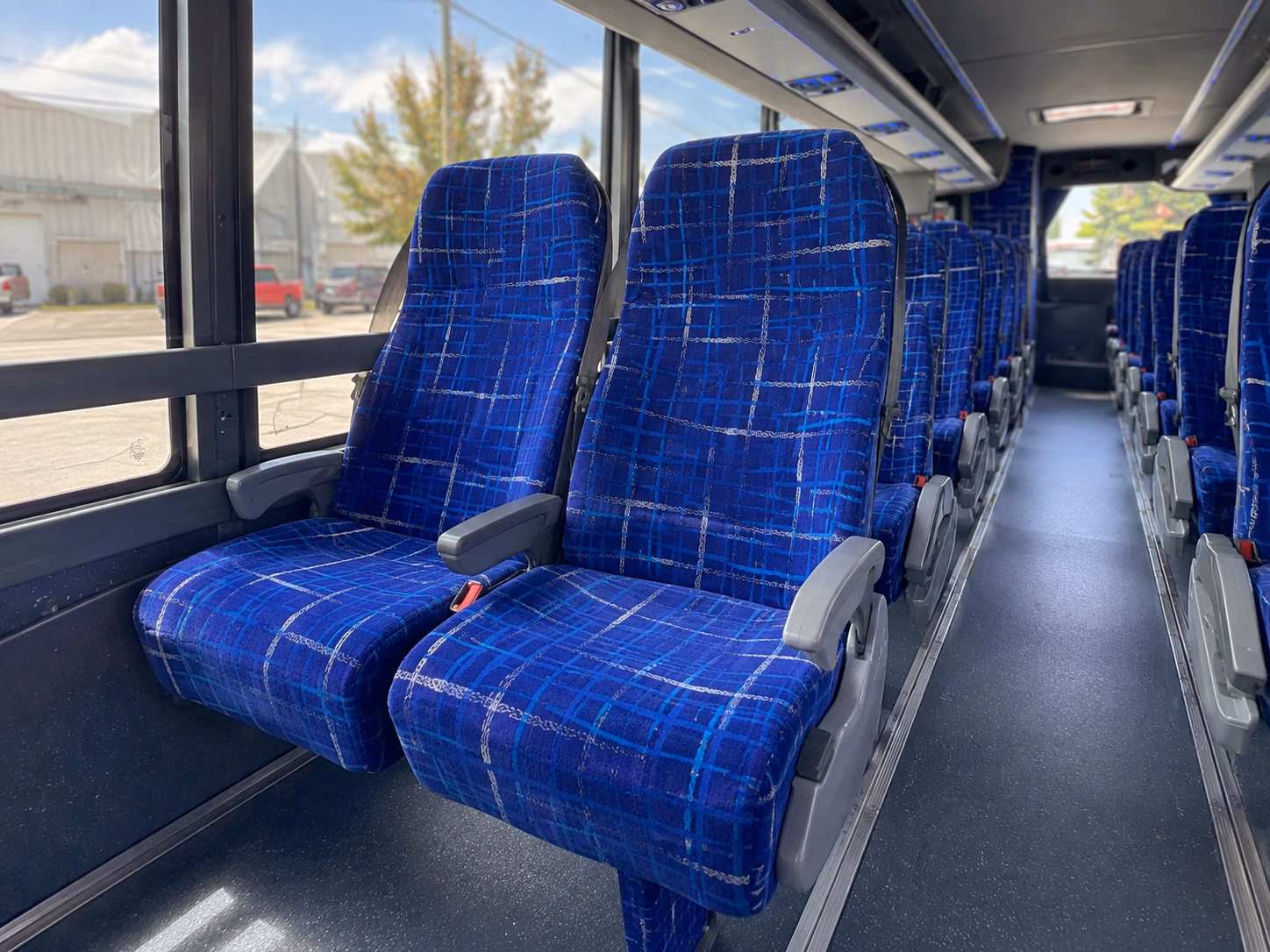 ann arbor airport shuttles for military and government travel
