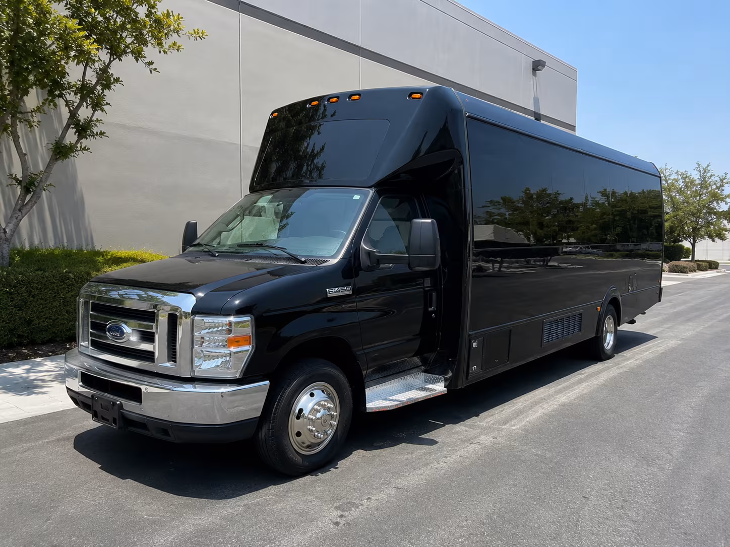 ann arbor wedding quinceanera and celebration bus rentals